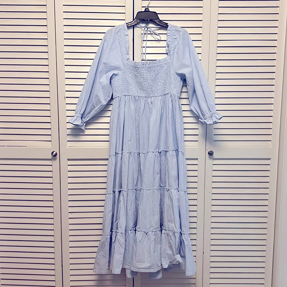 Crown & Ivy Blue 3/4 Sleeve Smocked Bodice Seersucker Dress, Large